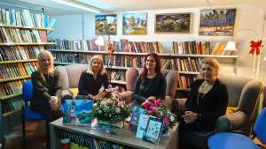 Promocija nove zbirke pesama Magdalene Redžović – „Stihovanje“ u Biblioteci u Kostolcu - Hit Radio Pozarevac, Branicevski okrug